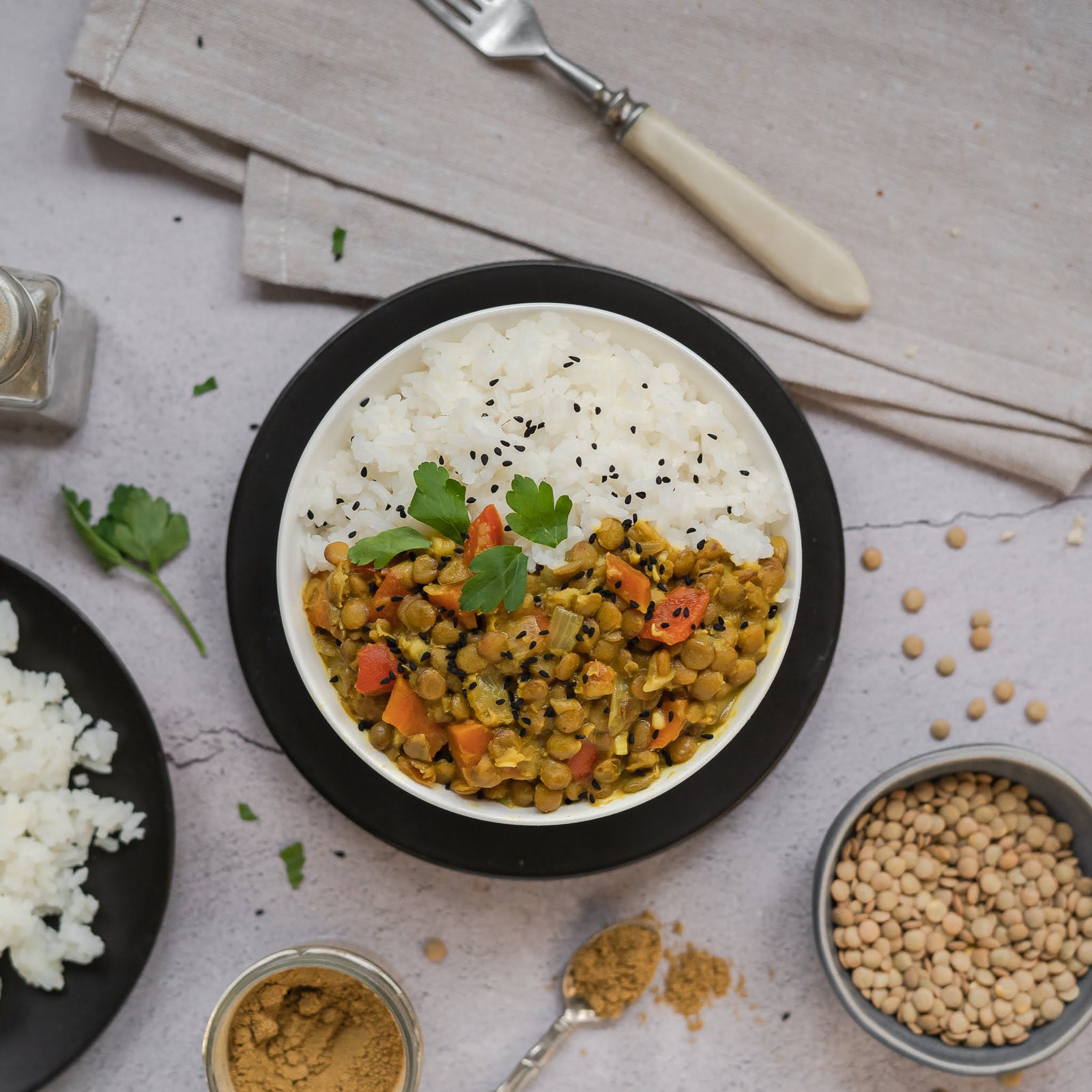 Kokosų pieno lešių troškinys